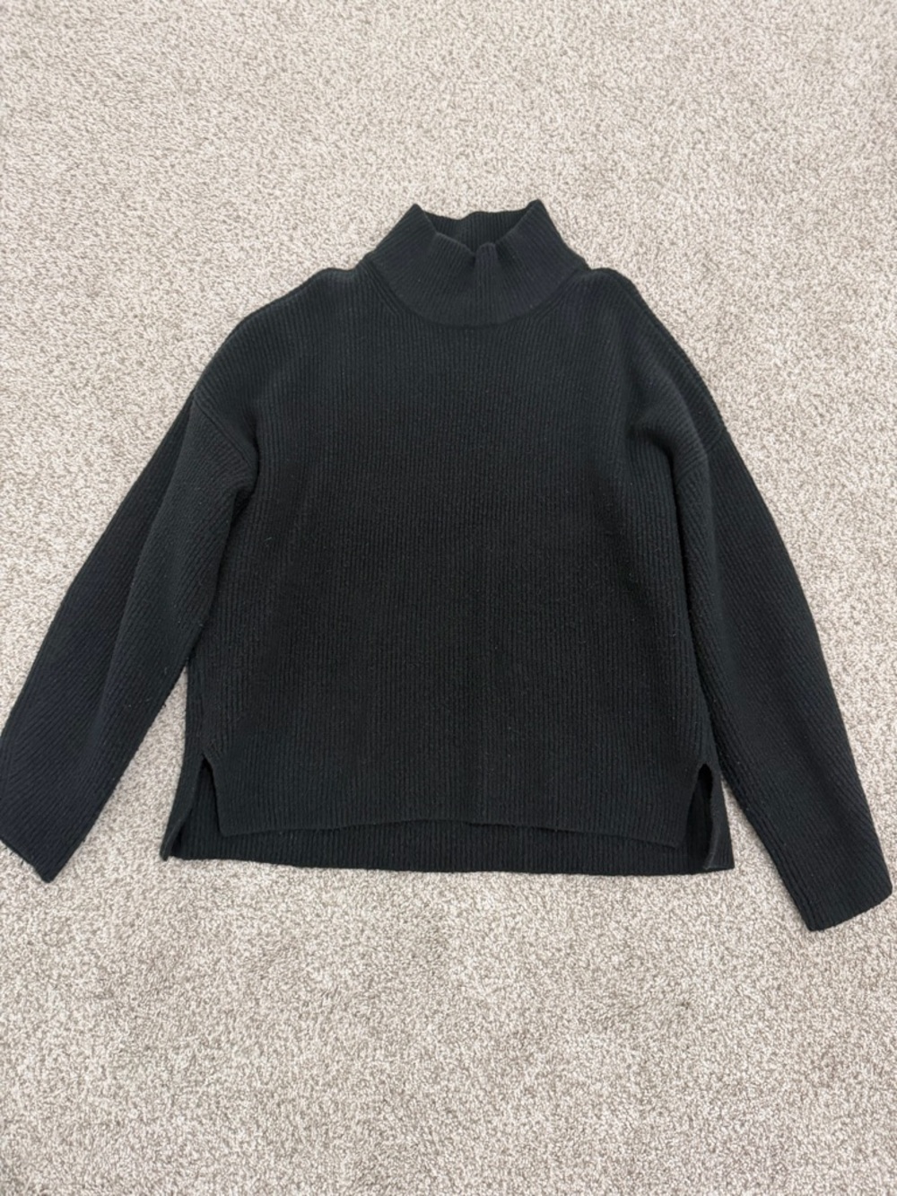 Abercrombie & Fitch Sweater
